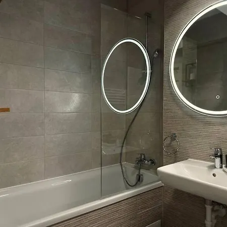Mohost Lisabona - Live The Golden Light Apartament