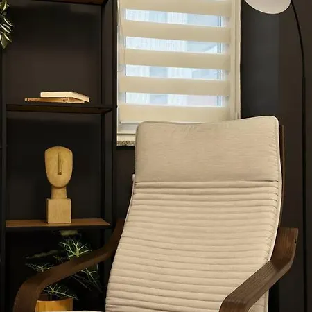 Mohost Lisabona - Live The Golden Light Apartment Brasov