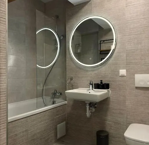 Mohost Lisabona - Live The Golden Light Apartment Brasov